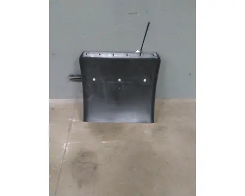 VOLVO VNL FENDER, QUARTERHALF REAR