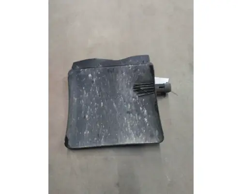 VOLVO VNL FENDER, QUARTERHALF REAR