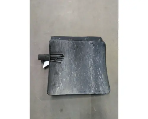 VOLVO VNL FENDER, QUARTERHALF REAR