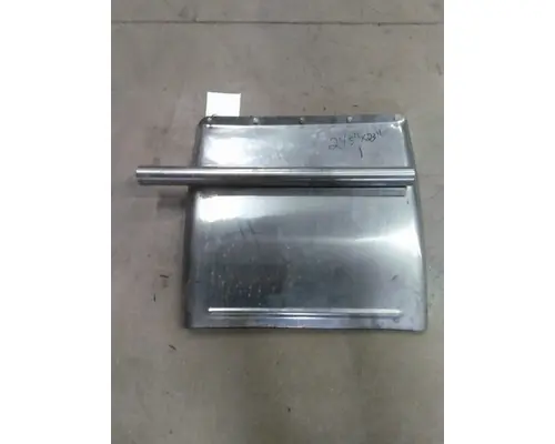 VOLVO VNL FENDER, QUARTERHALF REAR