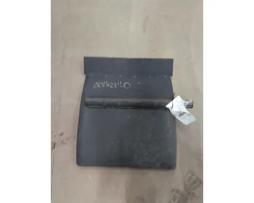 VOLVO VNL FENDER, QUARTERHALF REAR