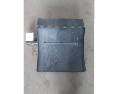 VOLVO VNL FENDER, QUARTERHALF REAR