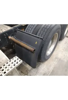 VOLVO VNL FENDER, QUARTER/HALF REAR