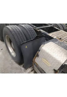 VOLVO VNL FENDER, QUARTER/HALF REAR