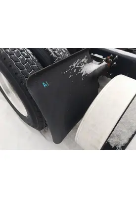 VOLVO VNL FENDER, QUARTER/HALF REAR