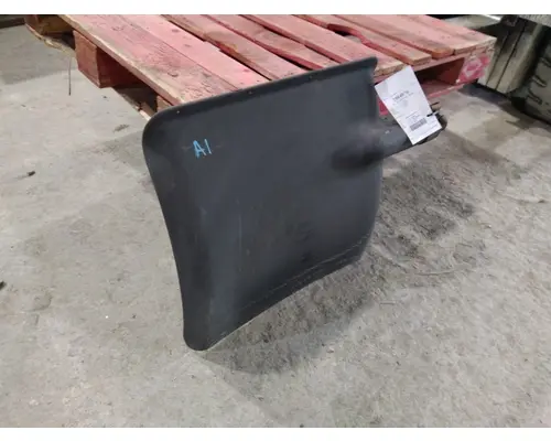 VOLVO VNL FENDER, QUARTERHALF REAR