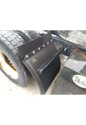 VOLVO VNL FENDER, QUARTER/HALF REAR
