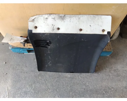 VOLVO VNL FENDER, QUARTERHALF REAR