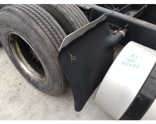 VOLVO VNL FENDER, QUARTERHALF REAR