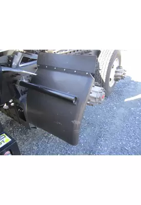 VOLVO VNL FENDER, QUARTER/HALF REAR