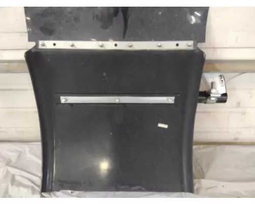 VOLVO VNL FENDER, QUARTERHALF REAR
