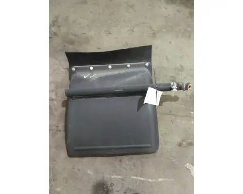 VOLVO VNL FENDER, QUARTERHALF REAR