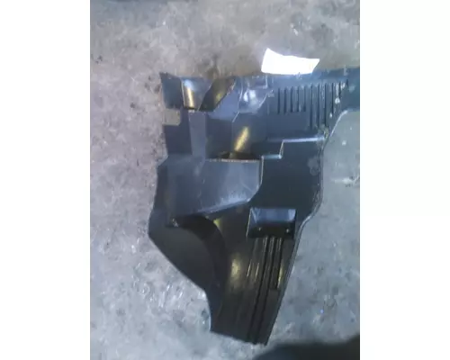 VOLVO VNL FENDER, SPLASH SHIELDGUARD