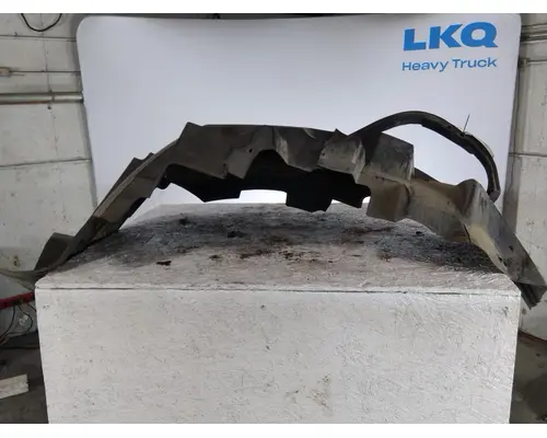VOLVO VNL FENDER, SPLASH SHIELDGUARD