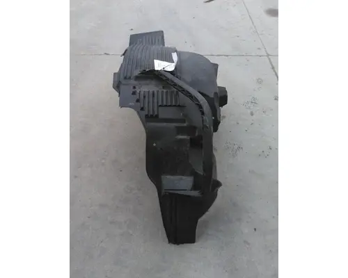 VOLVO VNL FENDER, SPLASH SHIELDGUARD