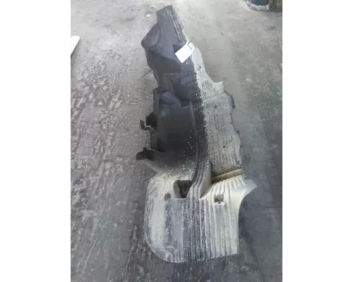 VOLVO VNL FENDER, SPLASH SHIELDGUARD