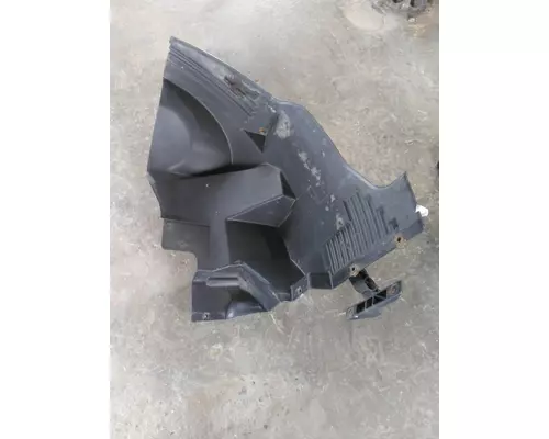 VOLVO VNL FENDER, SPLASH SHIELDGUARD