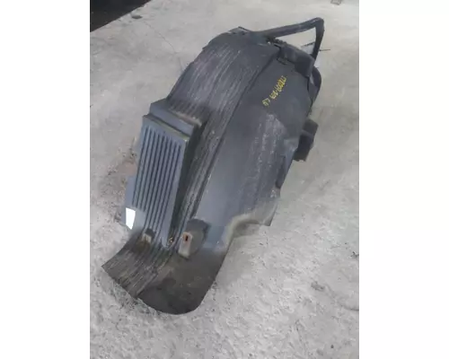 VOLVO VNL FENDER, SPLASH SHIELDGUARD