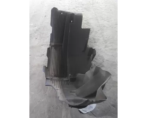 VOLVO VNL FENDER, SPLASH SHIELDGUARD