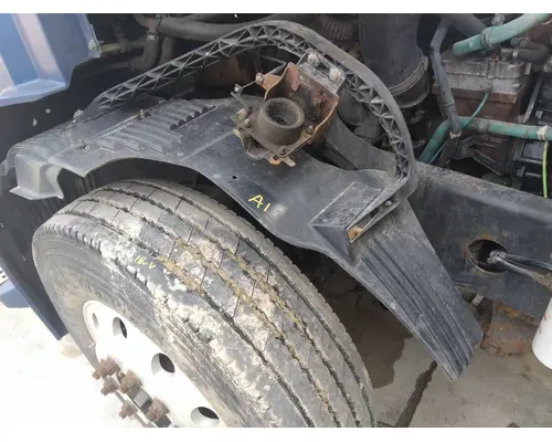 VOLVO VNL FENDER, SPLASH SHIELDGUARD