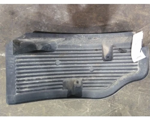 VOLVO VNL FENDER, SPLASH SHIELDGUARD