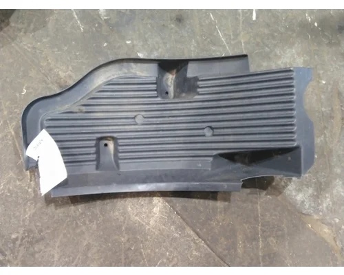 VOLVO VNL FENDER, SPLASH SHIELDGUARD