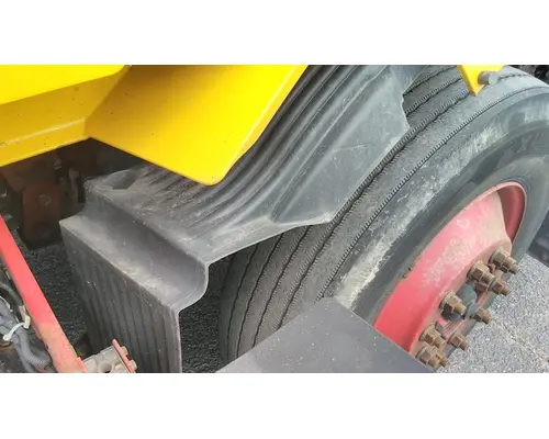 VOLVO VNL FENDER, SPLASH SHIELDGUARD