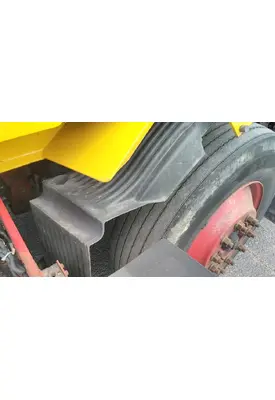 VOLVO VNL FENDER, SPLASH SHIELD/GUARD