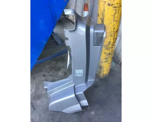 VOLVO VNL FENDER EXTENSION