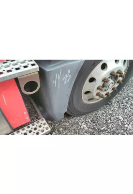 VOLVO VNL FENDER EXTENSION