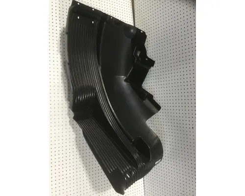 VOLVO VNL FENDER-INNER