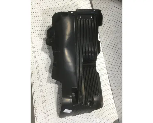 VOLVO VNL FENDER-INNER