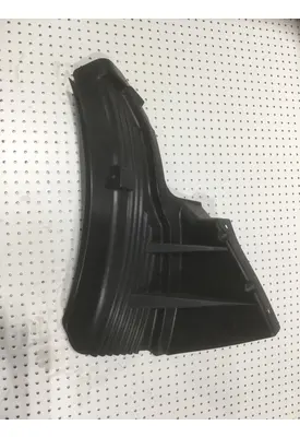 VOLVO VNL FENDER-INNER