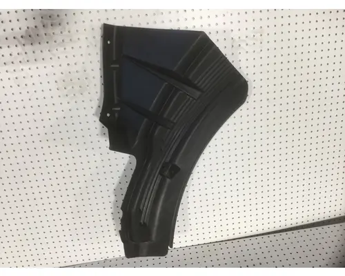 VOLVO VNL FENDER-INNER