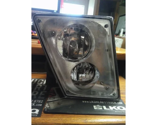 VOLVO VNL FOG LIGHT