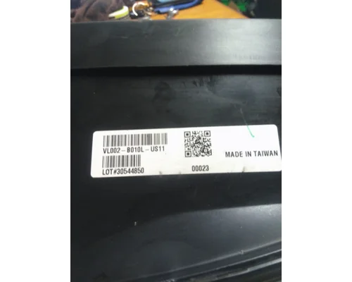 VOLVO VNL FOG LIGHT