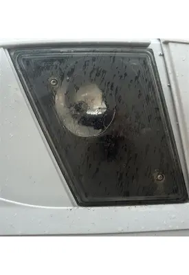 VOLVO VNL FOG LIGHT