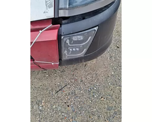 VOLVO VNL FOG LIGHT