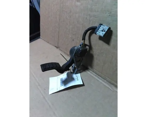 VOLVO VNL FOOT PEDAL