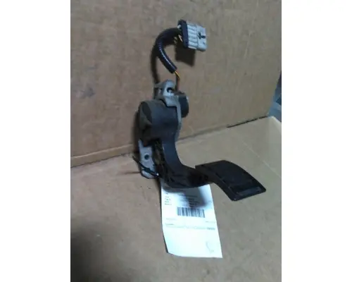 VOLVO VNL FOOT PEDAL