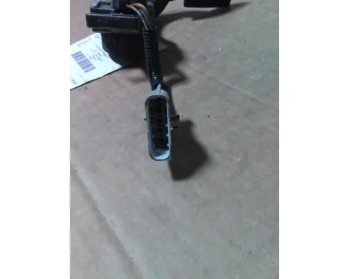 VOLVO VNL FOOT PEDAL