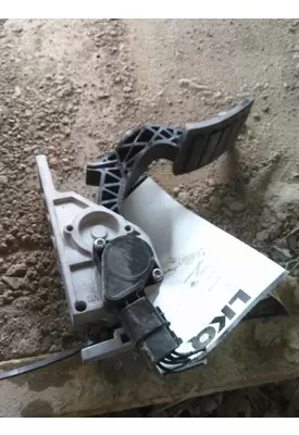 VOLVO VNL FOOT PEDAL
