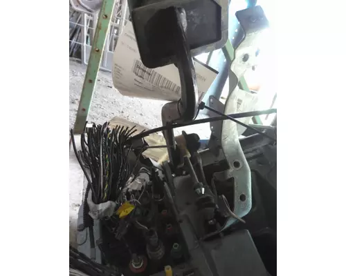 VOLVO VNL FOOT PEDAL