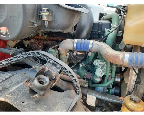 VOLVO VNL FRAME, FRONT