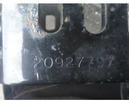 VOLVO VNL FRAME HORN