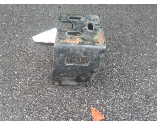 VOLVO VNL FRAME HORN