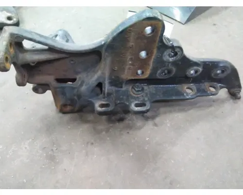 VOLVO VNL FRAME HORN