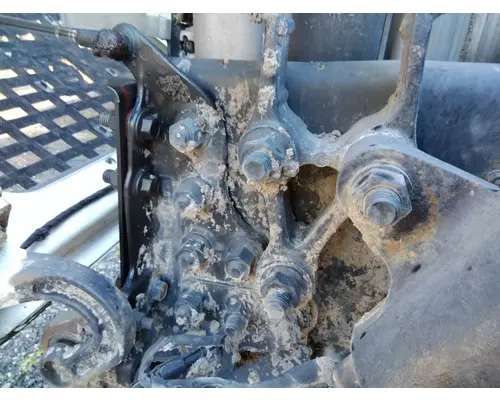 VOLVO VNL FRAME HORN