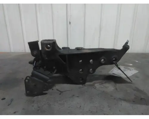 VOLVO VNL FRAME HORN