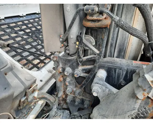VOLVO VNL FRAME HORN